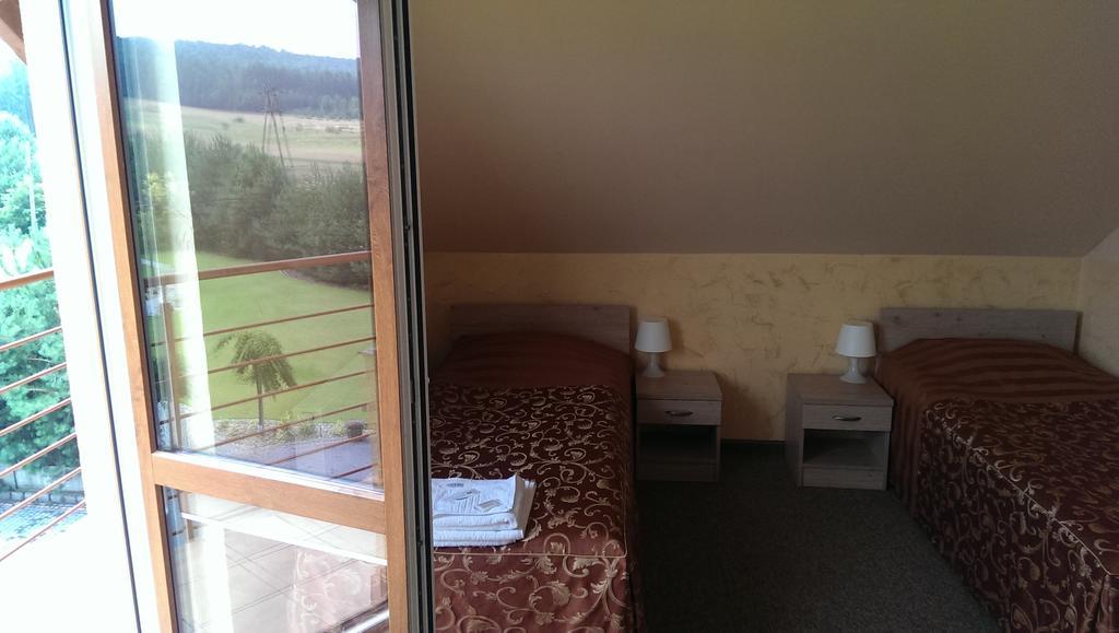 Hotel & Restauracja Okraglak Chęciny Δωμάτιο φωτογραφία